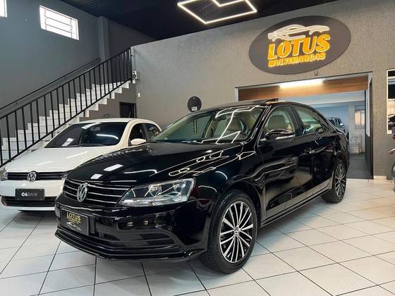 VOLKSWAGEN JETTA 2.0 COMFORTLINE FLEX 4P TIPTRONIC VOLKSWAGEN JETTA 2.0 COMFORTLINE FLEX 4P TIPTRONIC